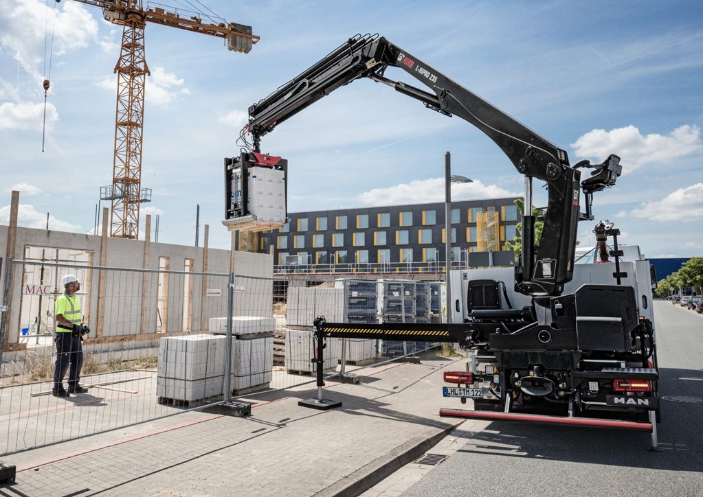 Крано-манипуляторная установка Hiab L-HIPRO 235
