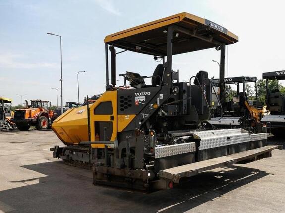Аренда асфальтоукладчика Volvo ABG P6820C