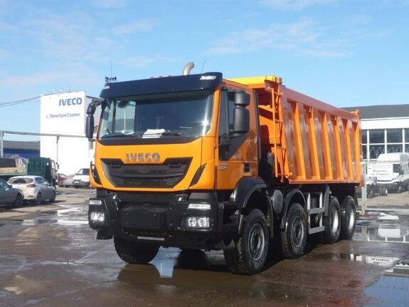 Аренда самосвала IVECO Trakker AD410T41 в Краснодаре